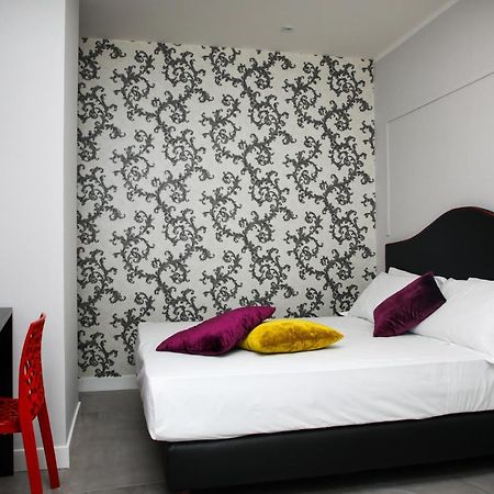 Principessa Isabella Luxury Rooms Σαλέρνο Εξωτερικό φωτογραφία